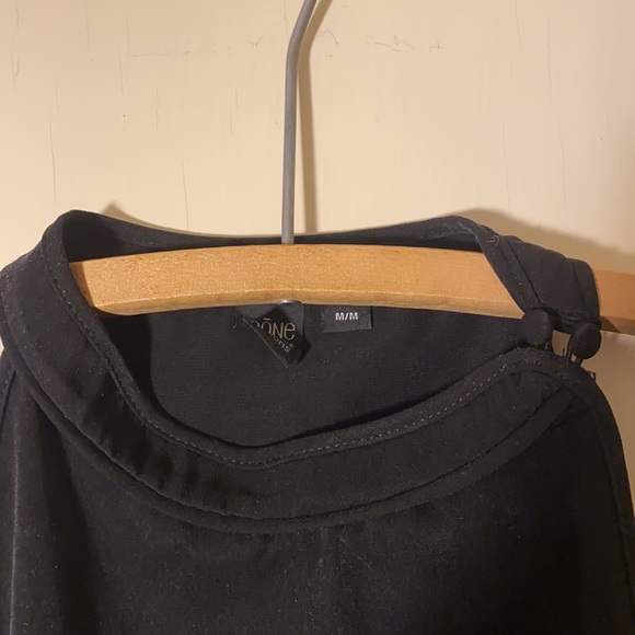 Bundle30 - Black Chocker High Neck Sleeveless Top - Picture 3 of 3